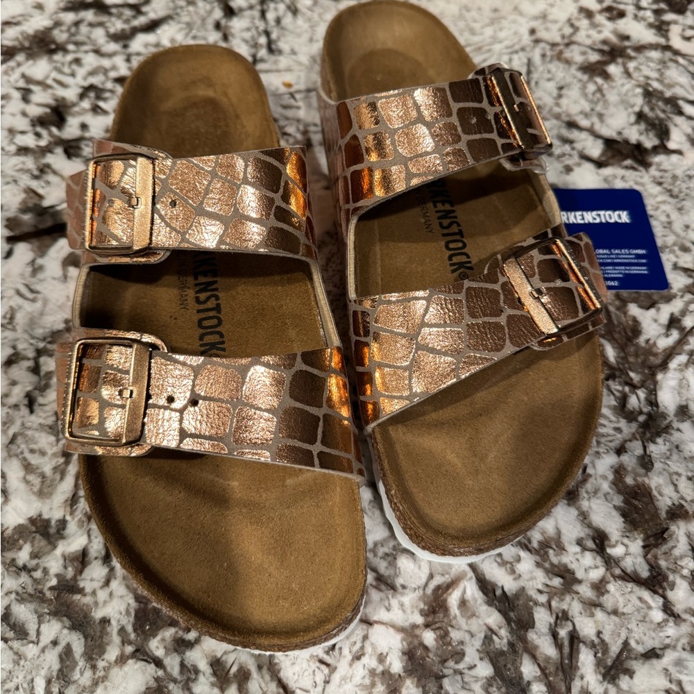 Birkenstock Sandals 🤎 - Picture 6 of 14